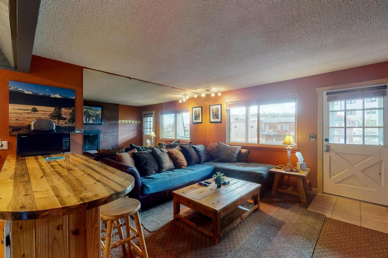 Hi Country Haus Getaway Apartment Winter Park Bilik gambar