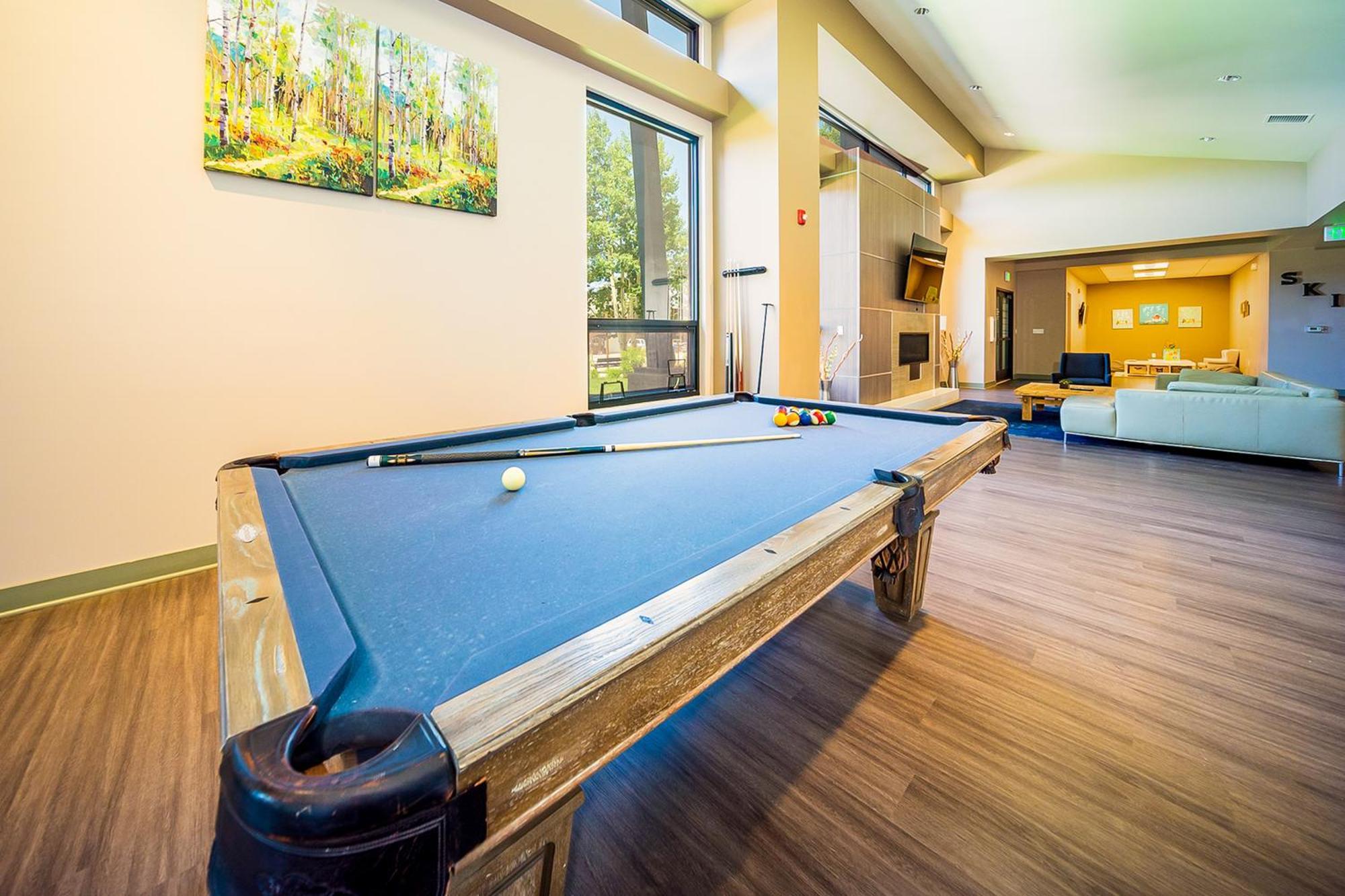 Hi Country Haus Getaway Apartment Winter Park Bilik gambar